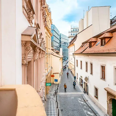Kafka 4br+2bath Old Town * Prague