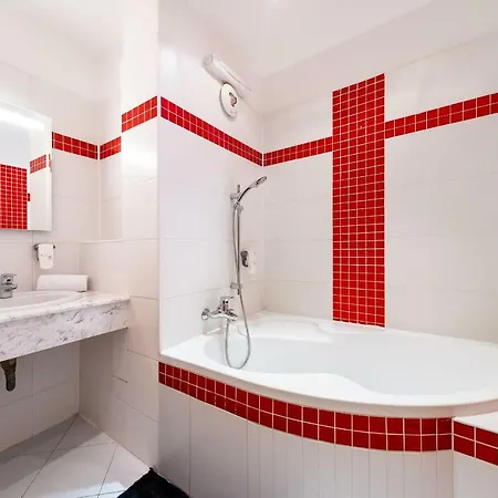 Kafka 4br+2bath Old Town Apartment Prague