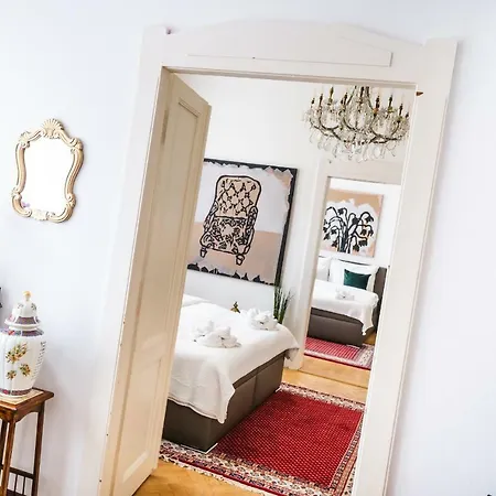 Kafka 4br+2bath Old Town * プラハ