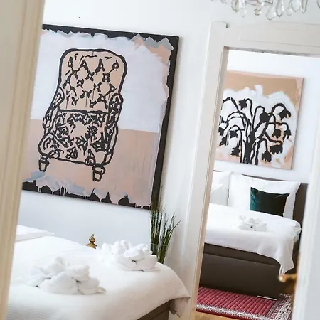 Kafka 4br+2bath Old Town Praga