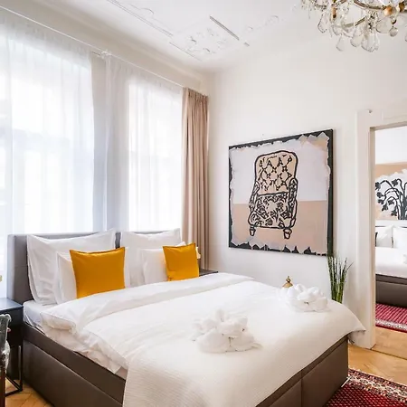 Kafka 4br+2bath Old Town Apartament Praga